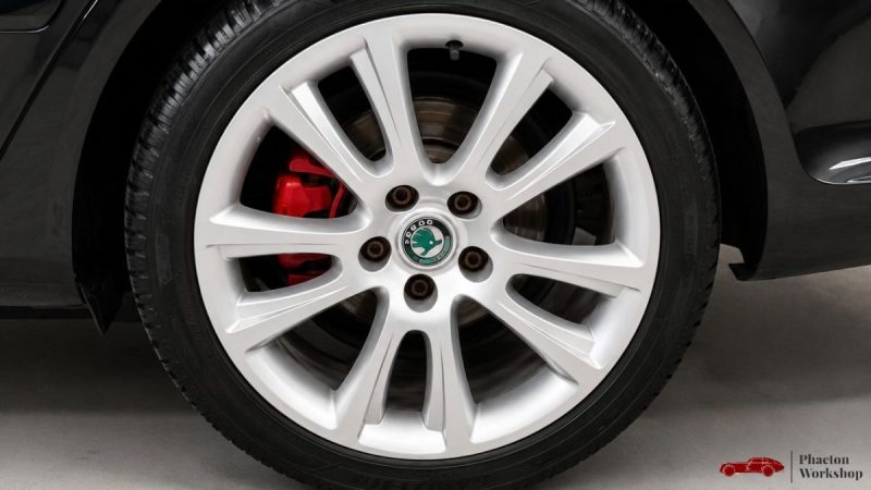 SKODA OCTAVIA 2.0 TFSI vRS - Carnet à jour - Xénon - Sièges Chauffant - 200ch - BVM