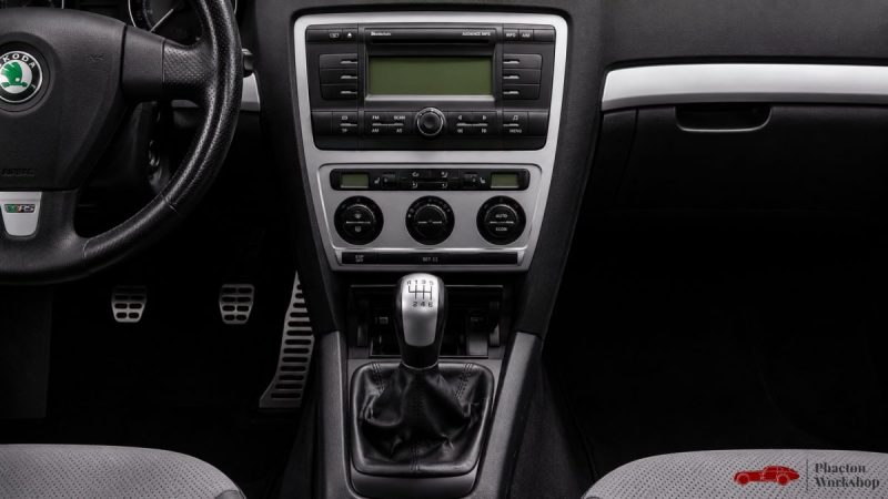 SKODA OCTAVIA 2.0 TFSI vRS - Carnet à jour - Xénon - Sièges Chauffant - 200ch - BVM