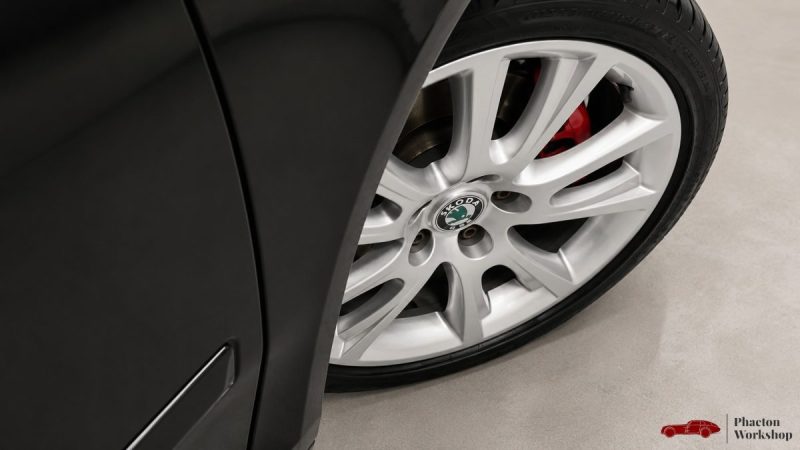 SKODA OCTAVIA 2.0 TFSI vRS - Carnet à jour - Xénon - Sièges Chauffant - 200ch - BVM