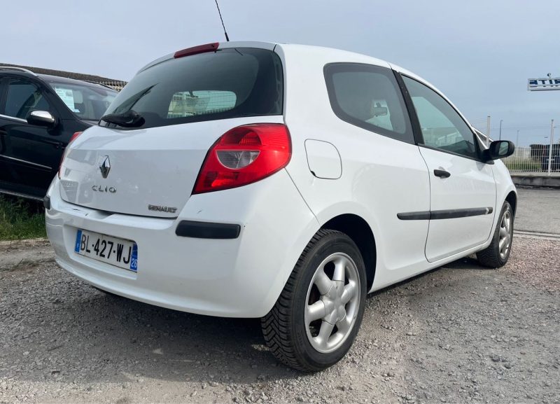 Renault Clio 3 1.5 Dci 70 Ch Garantie 