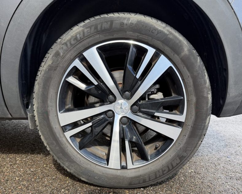 PEUGEOT 5008 GT - 130CH S&S GT - 7 PLACES - FULL OPTION - ENTRETIEN COMPLET - 2023