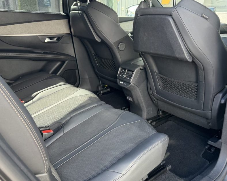 PEUGEOT 5008 GT - 130CH S&S GT - 7 PLACES - FULL OPTION - ENTRETIEN COMPLET - 2023