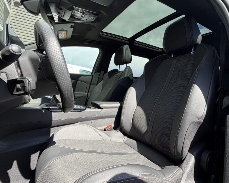 PEUGEOT 5008 GT - 130CH S&S GT - 7 PLACES - FULL OPTION - ENTRETIEN COMPLET - 2023