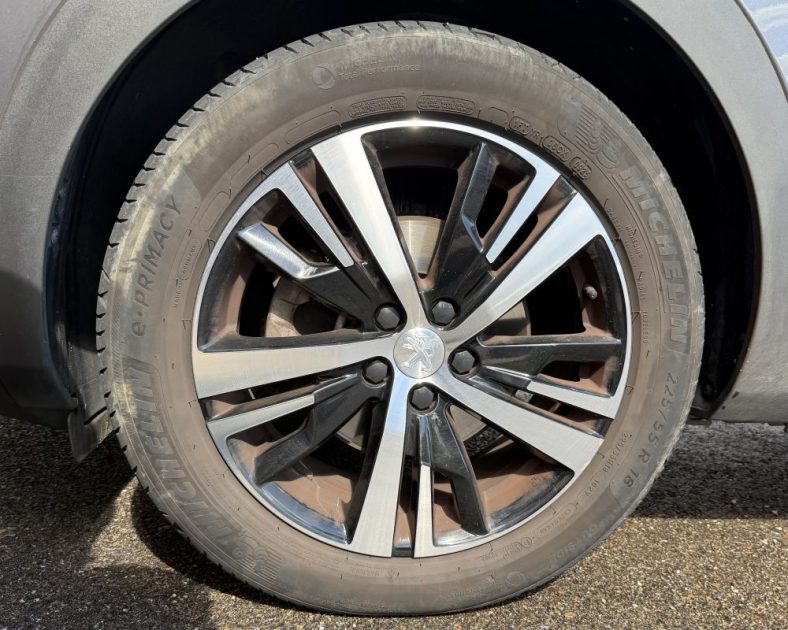 PEUGEOT 5008 GT - 130CH S&S GT - 7 PLACES - FULL OPTION - ENTRETIEN COMPLET - 2023