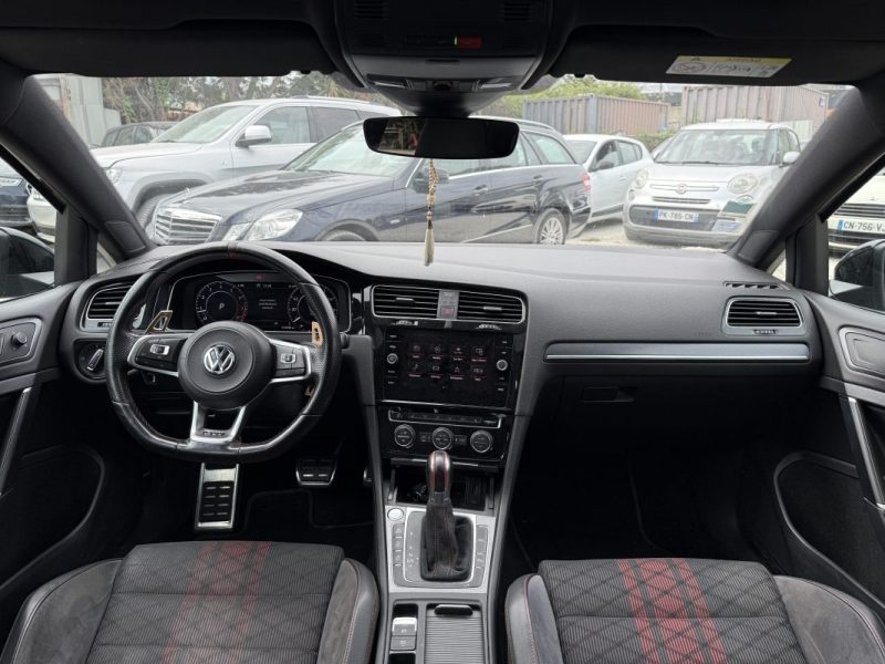 VOLKSWAGEN GOLF 7.5 GTI TCR 