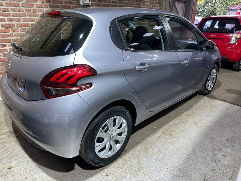 PEUGEOT 208 1.5 BLUE-HDI PREMIUM PACK 102 CV 2020 Société 
