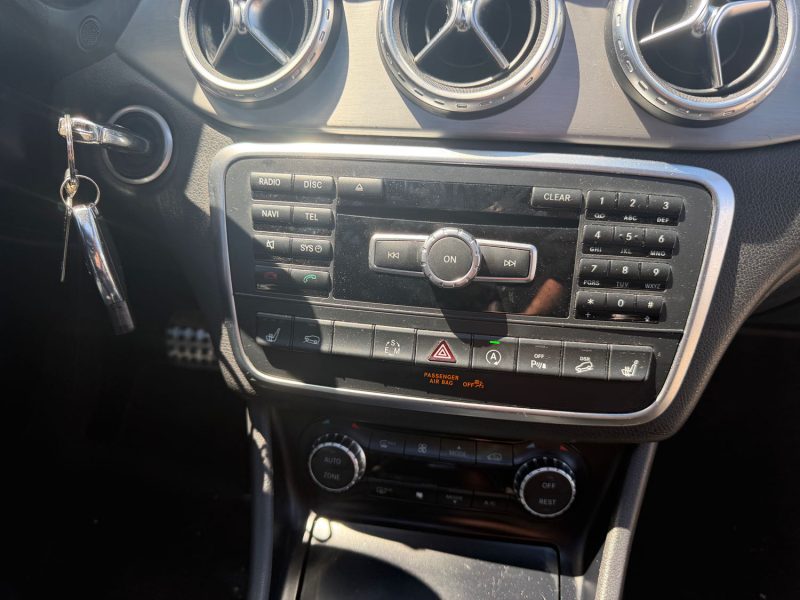 MERCEDES-BENZ CLASSE GLA 220D 170CH 4-MATIC FULLS OPTIONS GARANTIE