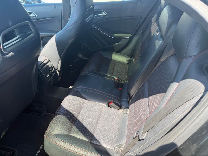 MERCEDES-BENZ CLASSE GLA 220D 170CH 4-MATIC FULLS OPTIONS GARANTIE
