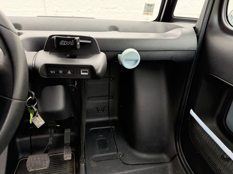 CITROEN AMI VOITURE SANS PERMIS A PARTIR 14 ANS GARANTIE 6 MOIS   2023
