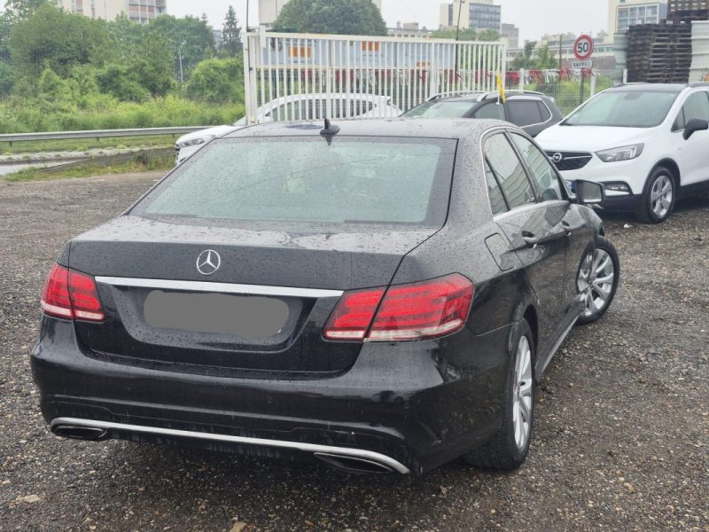 MERCEDES-BENZ Classe E Berline 220 CDi 2.1 CDI 16V BlueEFFICIENCY 9G-TRONIC 170 cv Boîte auto