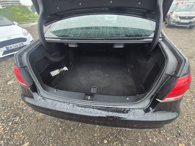 MERCEDES-BENZ Classe E Berline 220 CDi 2.1 CDI 16V BlueEFFICIENCY 9G-TRONIC 170 cv Boîte auto