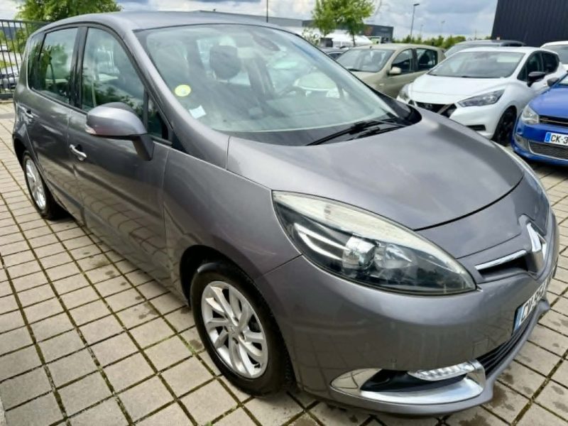 RENAULT SCENICIII 1.5 DCI 110CH INITIALE EDC 2013