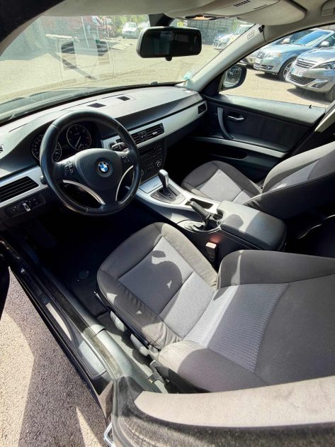 B.M.W. SERIE 3 320 D 177CV  2009 BVA 