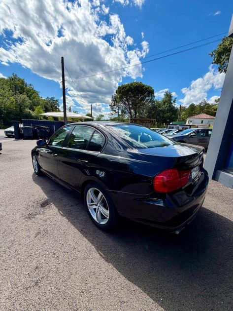 B.M.W. SERIE 3 320 D 177CV  2009 BVA 