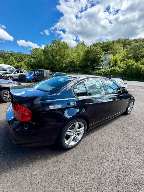 B.M.W. SERIE 3 320 D 177CV  2009 BVA 