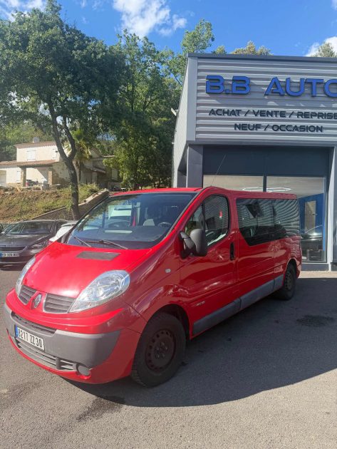 RENAULT TRAFIC PASSENGER L2H1 2.0DCI 115 EXPRESSION 2008