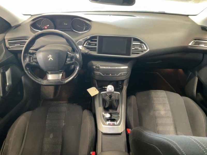 PEUGEOT 308 BLUE-HDI ALLURE 2015