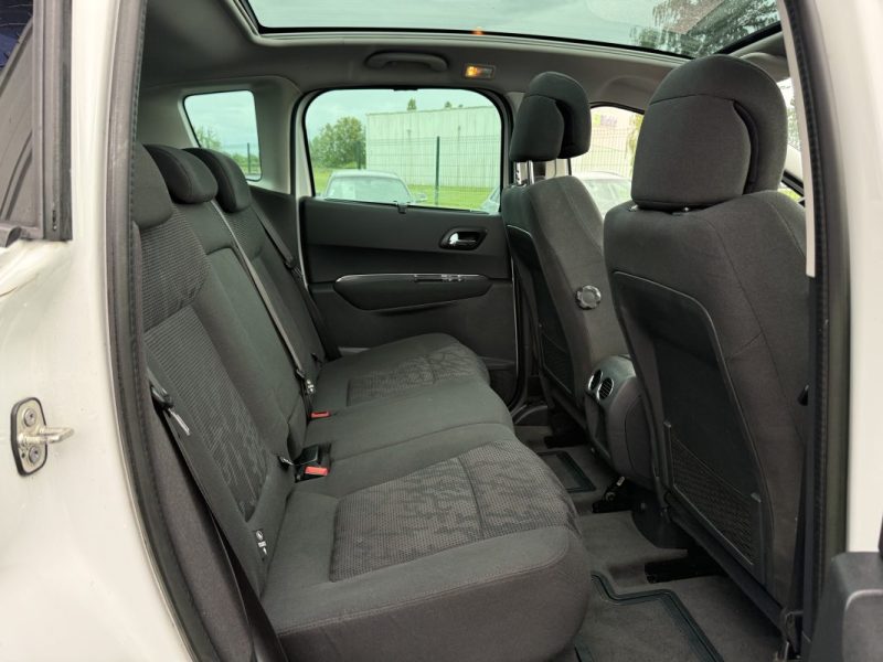 Peugeot 3008 1.6 HDi 115ch Allure Garantie 6 Mois