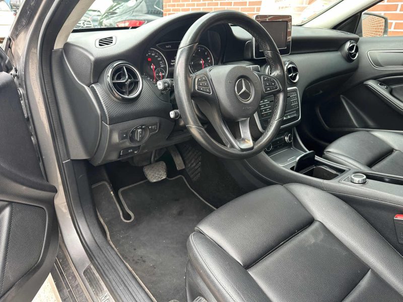 MERCEDES CLASSE A 180 CDI FASCINATION 7G-DCT 2016