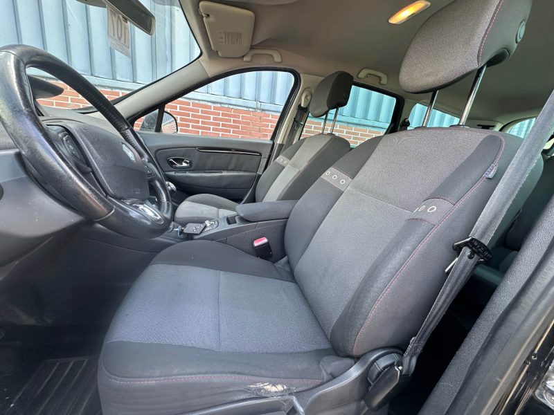 RENAULT SCENICIII 1.5 DCI 110CH AUTHENTIQUE 7 PLACES 2013