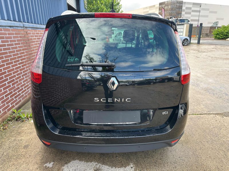 RENAULT SCENICIII 1.5 DCI 110CH AUTHENTIQUE 7 PLACES 2013
