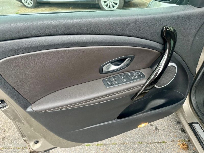 RENAULT MEGANE III 1.5 dCi 110 XV De France