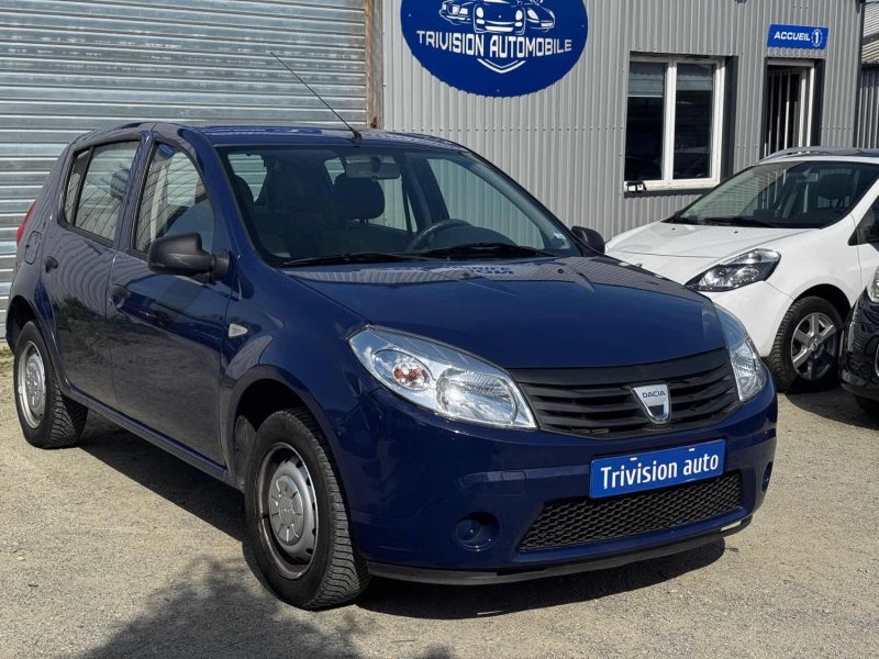 DACIA SANDERO 1.4  75CH BASIS 2009