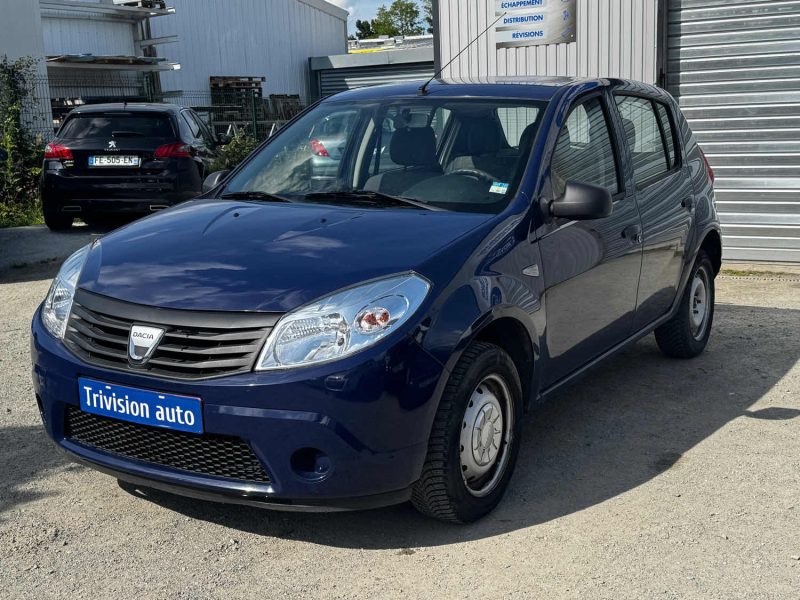 DACIA SANDERO 1.4  75CH BASIS 2009