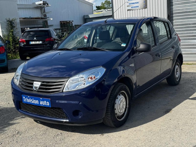 DACIA SANDERO 1.4  75CH BASIS 2009