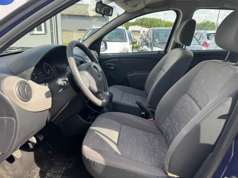 DACIA SANDERO 1.4  75CH BASIS 2009