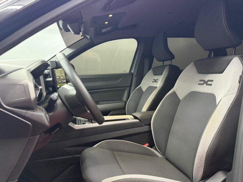 DACIA BIGSTER HYBRID 155 JOURNEY 2025