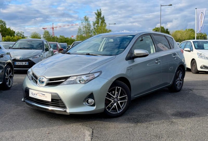 TOYOTA AURIS 1.8 HYBRID 136h DYNAMIC BUSINESS