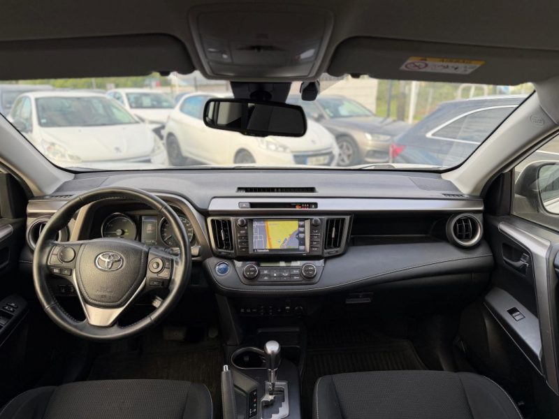 TOYOTA RAV4 2.5 HYBRID 197h DYNAMIC BUSINESS