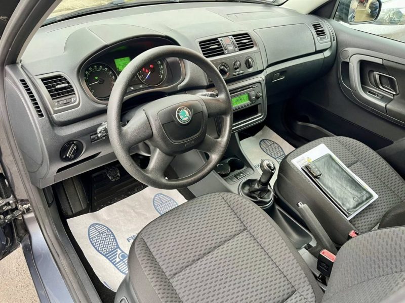 SKODA FABIA COMBI 1.6 TDI 105 CH AMBITION 2012