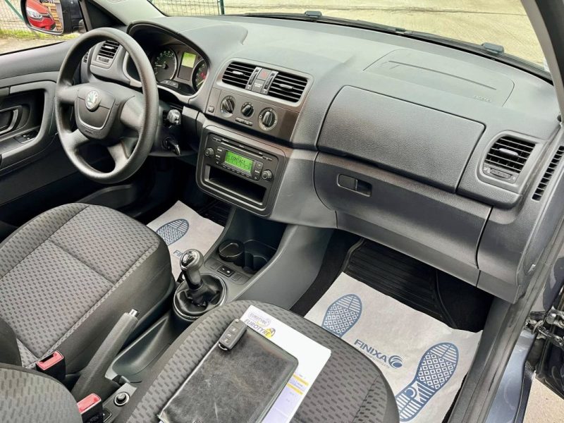 SKODA FABIA COMBI 1.6 TDI 105 CH AMBITION 2012