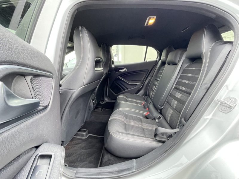 Mercedes-Benz GLA 180 Business Edition 122ch 7G