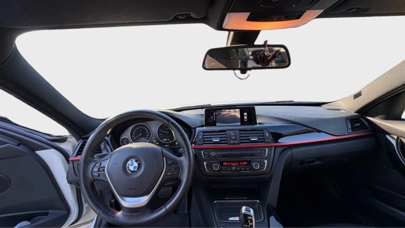 BMW SERIE 3 318D 143CH SPORT 2012
