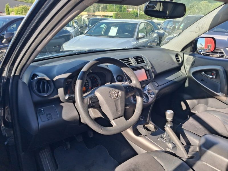 TOYOTA RAV4 150 CV D4D AWD 4X4 LIFE SIEGES ELECTRIQUES CHAUFFANTS 
