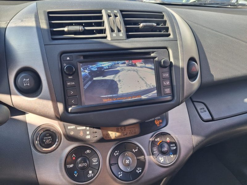 TOYOTA RAV4 150 CV D4D AWD 4X4 LIFE SIEGES ELECTRIQUES CHAUFFANTS 