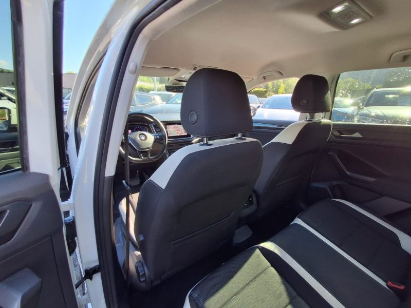 VOLKSWAGEN T-ROC 1.5 TSI 150 CV CARAT DSG VIRTUAL COCKPIT ECRAN GPS  2020