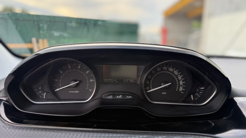 PEUGEOT 2008 1.2 E THP  110CH STYLE S&S EAT6 2019