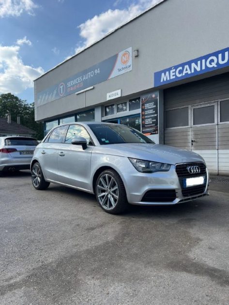 AUDI A1 SB 1.6 TDI 90 ATTRACTION 2012