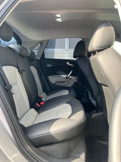 AUDI A1 SB 1.6 TDI 90 ATTRACTION 2012