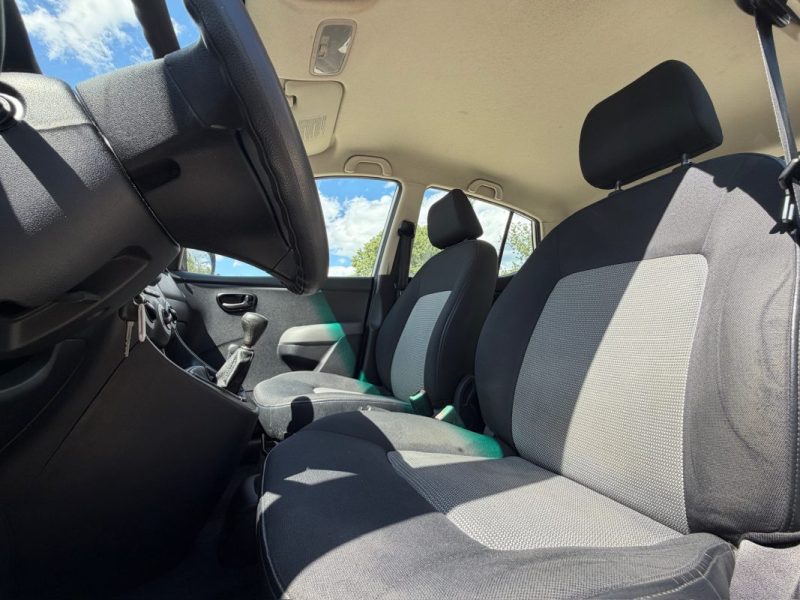 HYUNDAI i10 2010