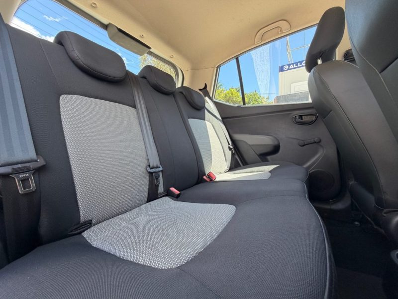 HYUNDAI i10 2010