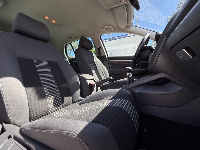 VOLKSWAGEN GOLF 5 CONFORTLINE 122CH