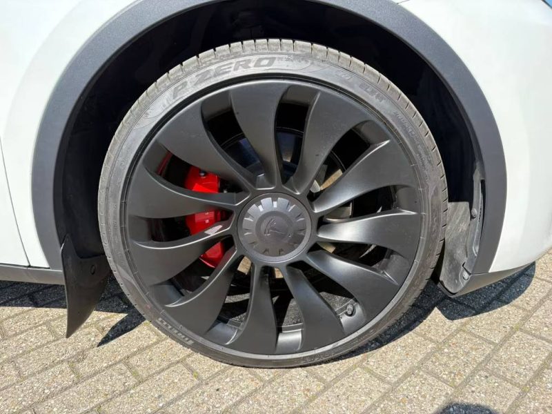 TESLA MODEL Y PERFORMANCE DUAL MOTOR AWD TOIT PANORAMA / CAM 360 / PERFORMANCE 2022