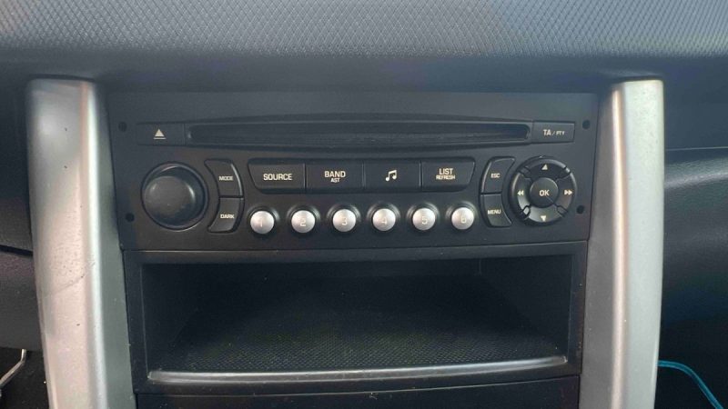 PEUGEOT 207 1.4L 73ch 2012 REGULATEUR/CLIM/ROUE DE SECOUR