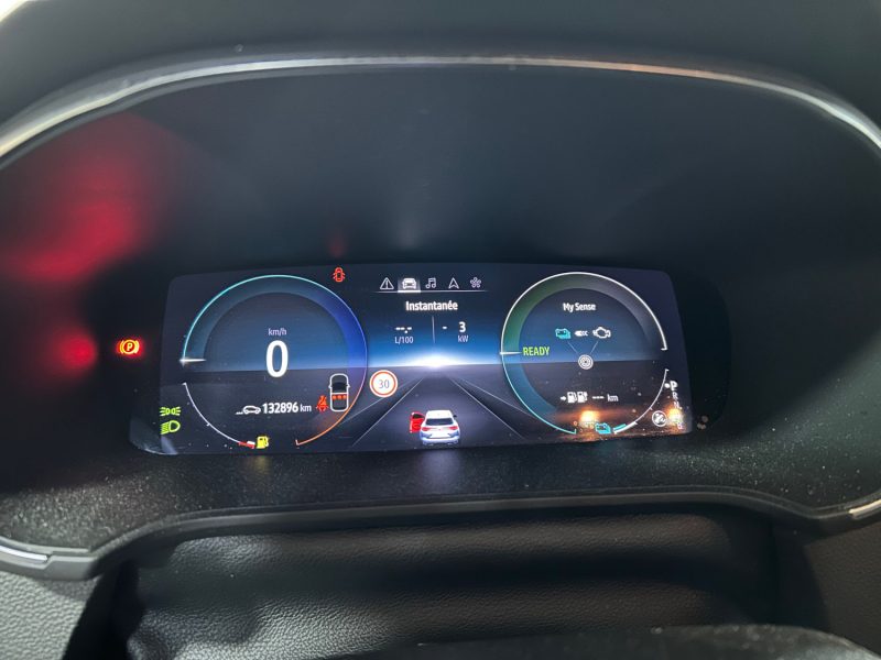 RENAULT MEGANE IV 1.6 E-TECH PLUG-IN 160CH 09/2021 PRIX HT : 9990 €