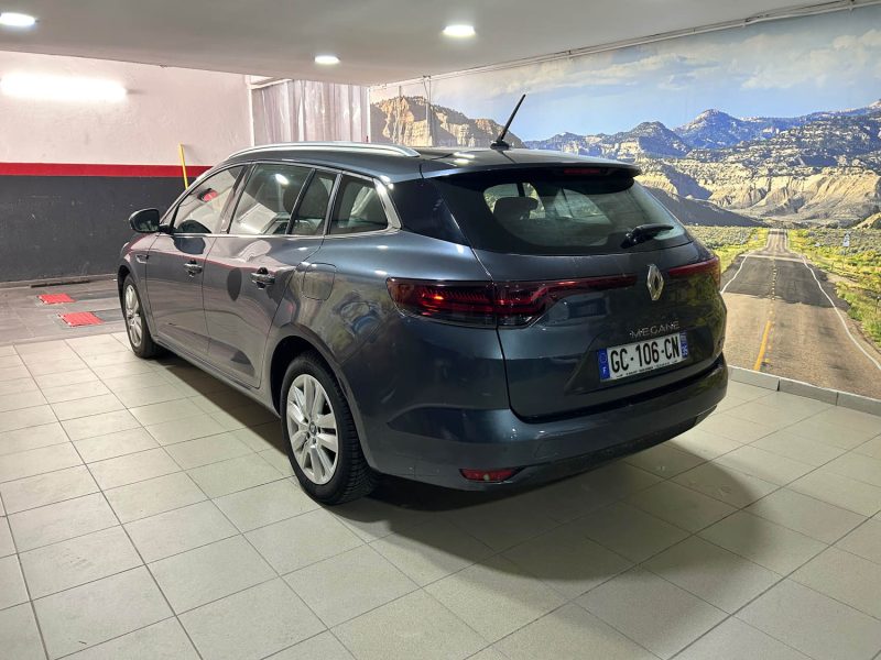 RENAULT MEGANE IV 1.6 E-TECH PLUG-IN 160CH 09/2021 PRIX HT : 9990 €